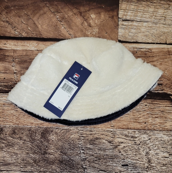 (+)W FILA Sherpa/Corduroy Reversible Bucket Hat main image 6